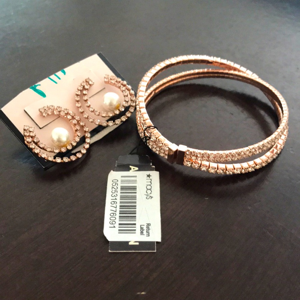 Rose gold costume jewelry set